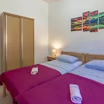 Seaside Secluded Cove Torac, Hvar - 575 Apartamento